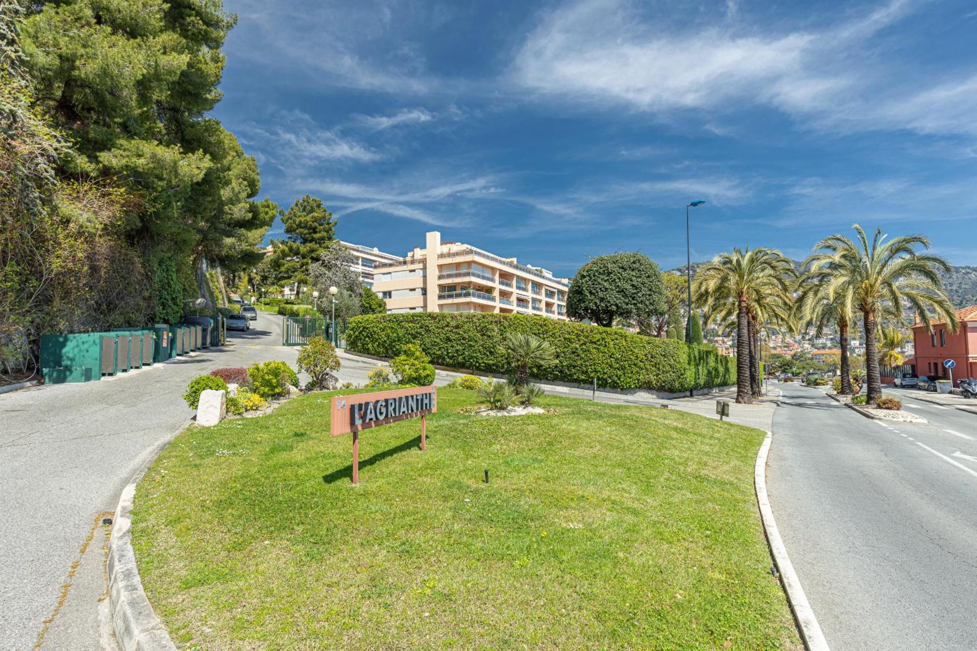 2 Bdr Villefranche-Sur-Mer Sea View Parking And Swimming Pool Eksteriør bilde